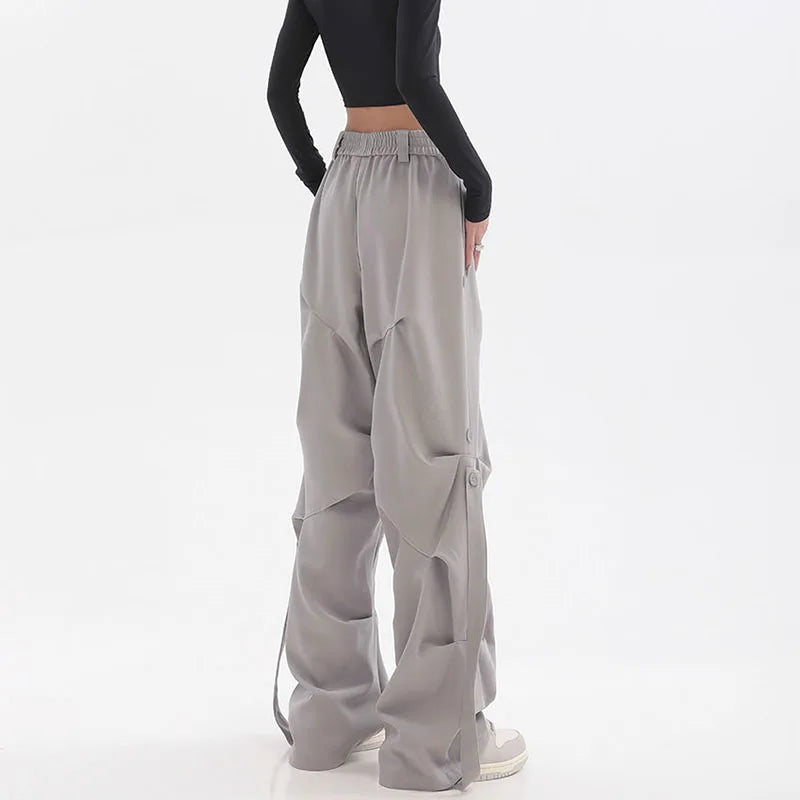 
                  
                    The American Style Vintage Cargo Pants
                  
                