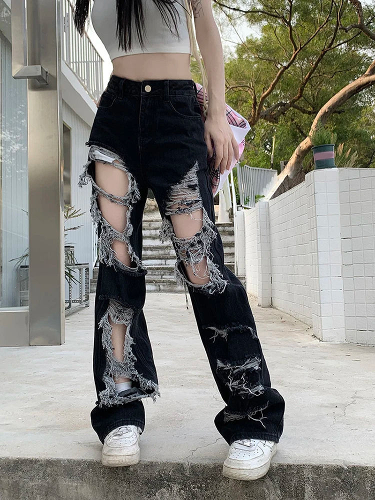 The Harajuku-Inspired Ripped Jeans